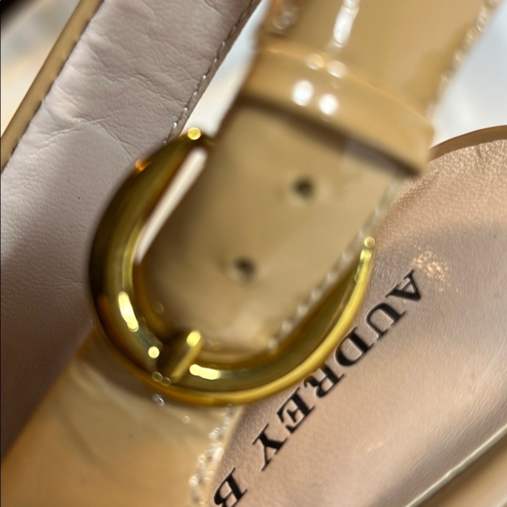 Like New Tan Patent Open Toe Platform Block Heels - image 6